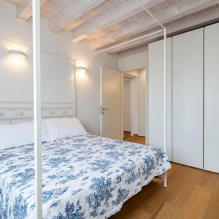 Appartamento Clock's 2 Bedrooms & 2 Bathrooms & Big Terrace